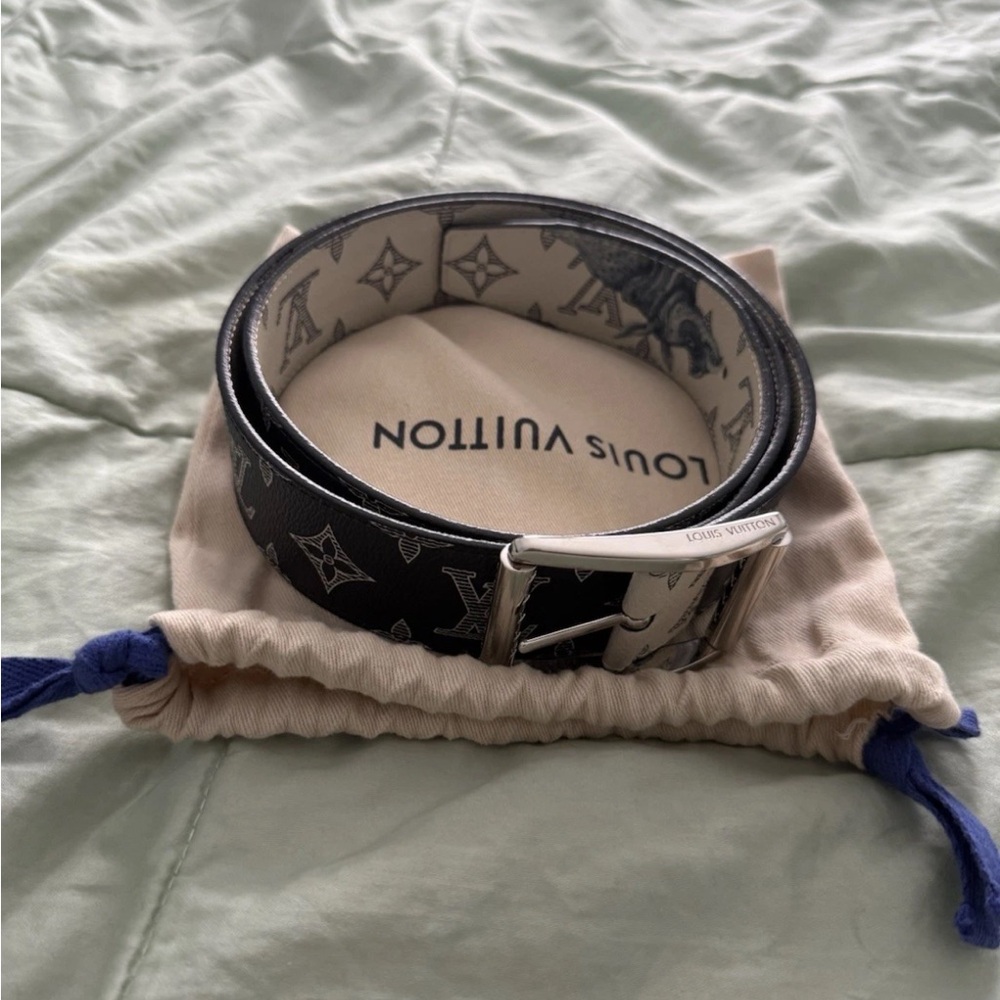 Louis Vuitton rhino Chapman belt